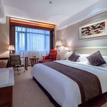 Wuhan Tianchimel Hotel Экстерьер фото