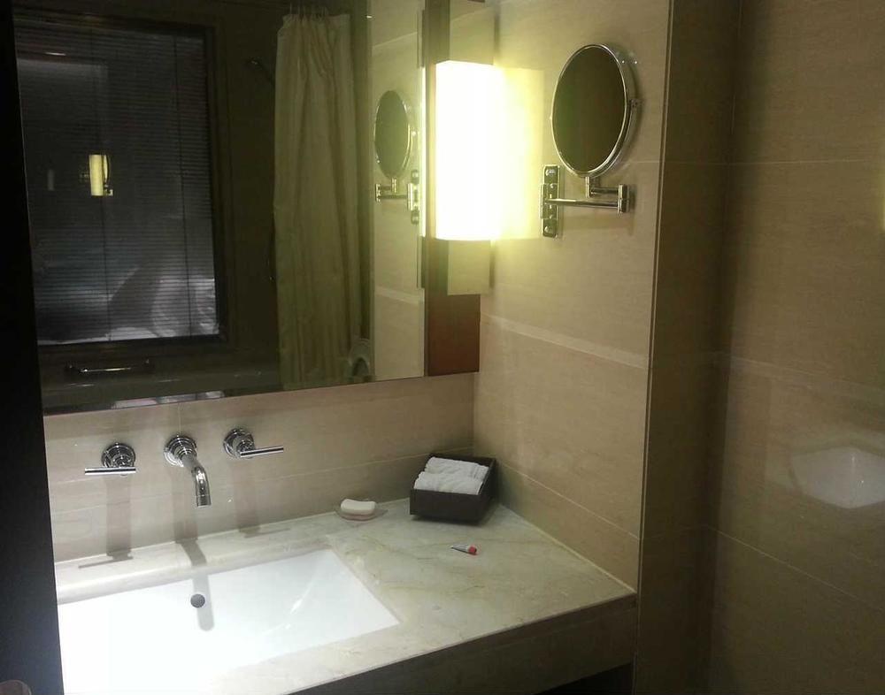 Wuhan Tianchimel Hotel Экстерьер фото