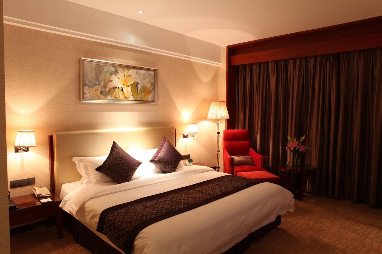 Wuhan Tianchimel Hotel Экстерьер фото