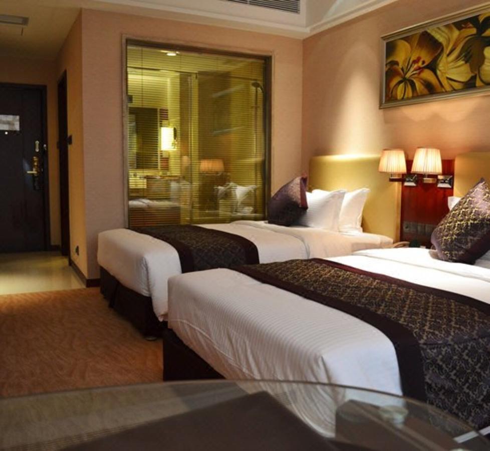 Wuhan Tianchimel Hotel Экстерьер фото