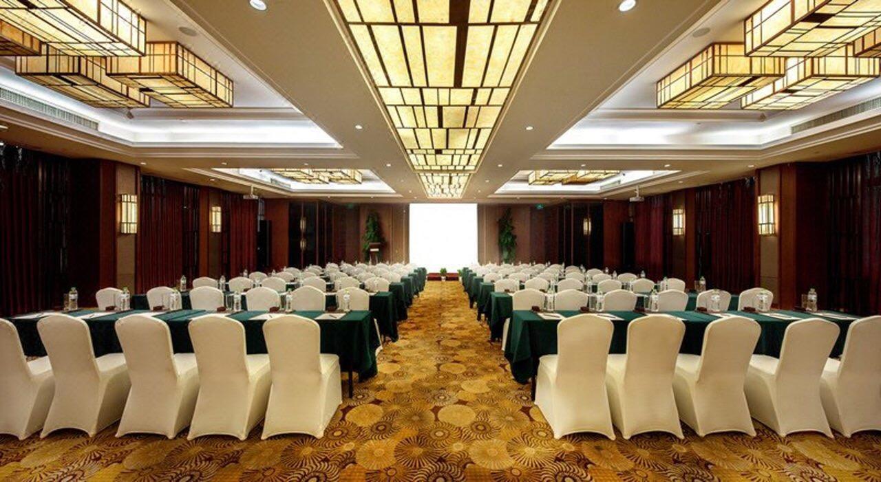 Wuhan Tianchimel Hotel Экстерьер фото